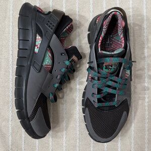 Nike Huarache Free NRG Sz 10 Black History Month 525306-001 BHM